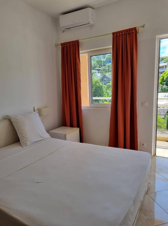 Kokoloko Hotell Ambatoloaka  Eksteriør bilde